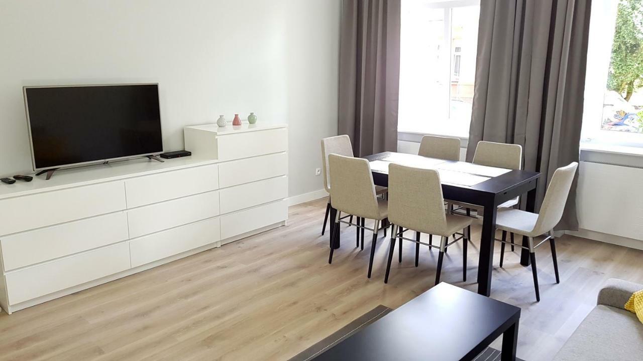 Apartament Paderewskiego 12M2 ชวีโนวิชแจ ภายนอก รูปภาพ