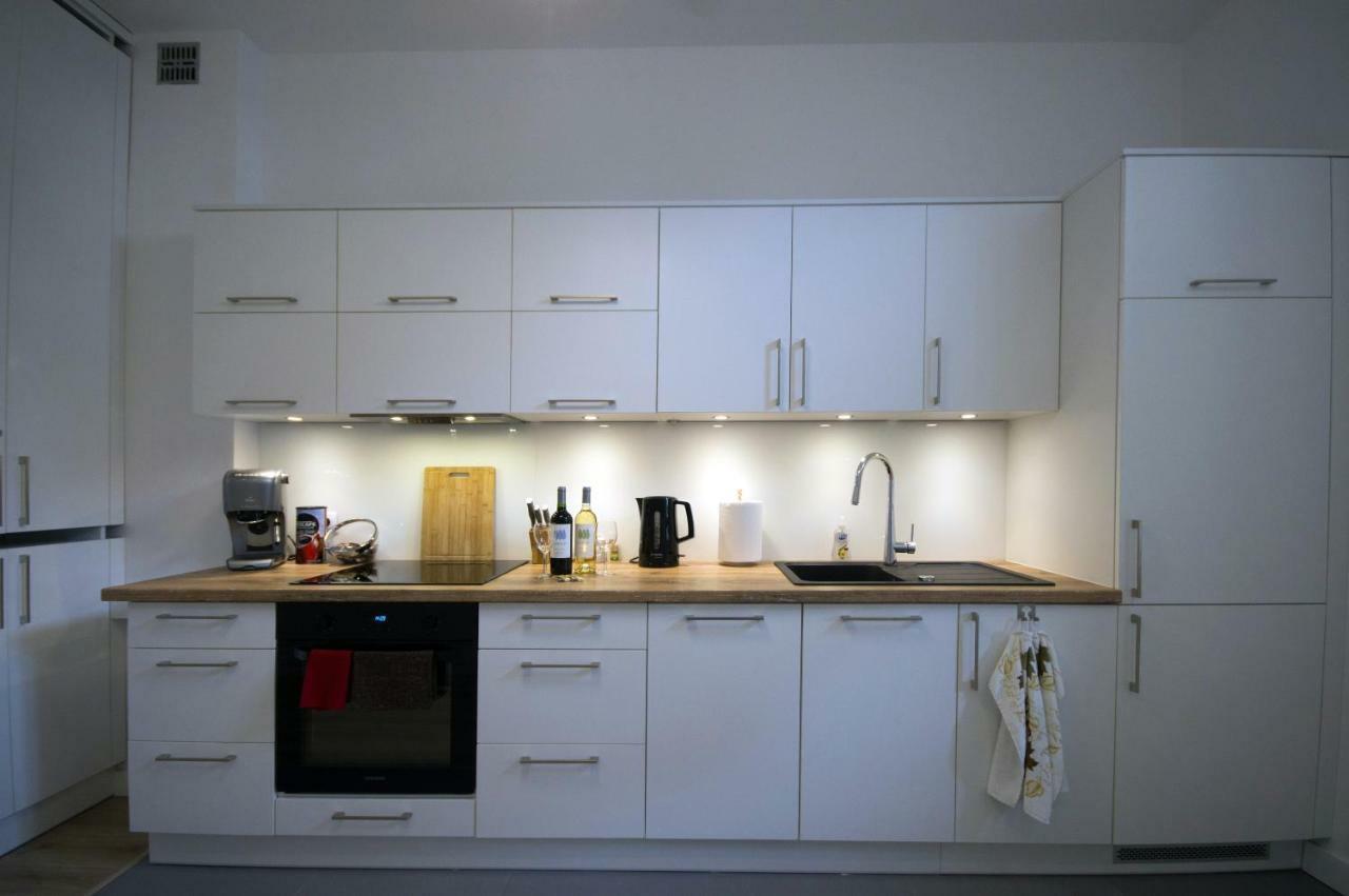 Apartament Paderewskiego 12M2 ชวีโนวิชแจ ภายนอก รูปภาพ