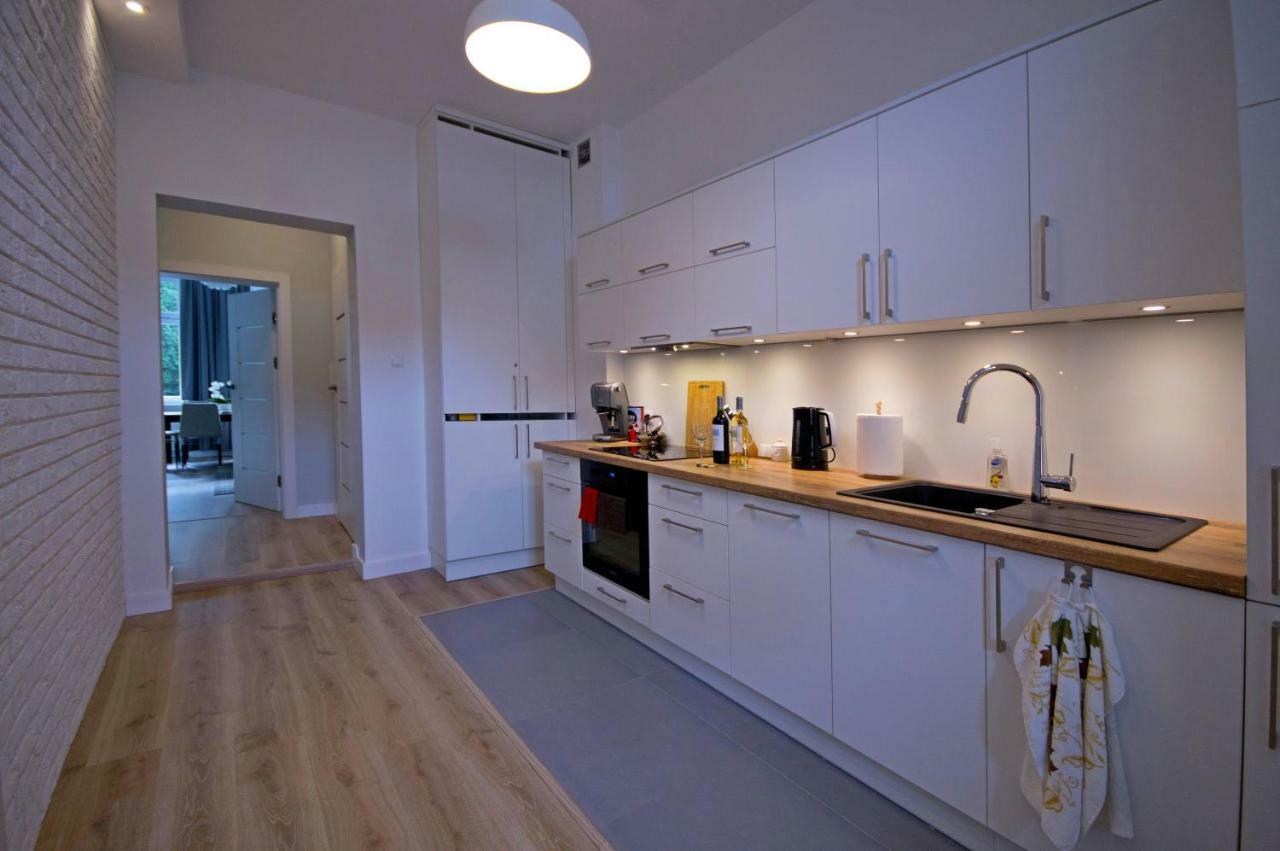 Apartament Paderewskiego 12M2 ชวีโนวิชแจ ภายนอก รูปภาพ